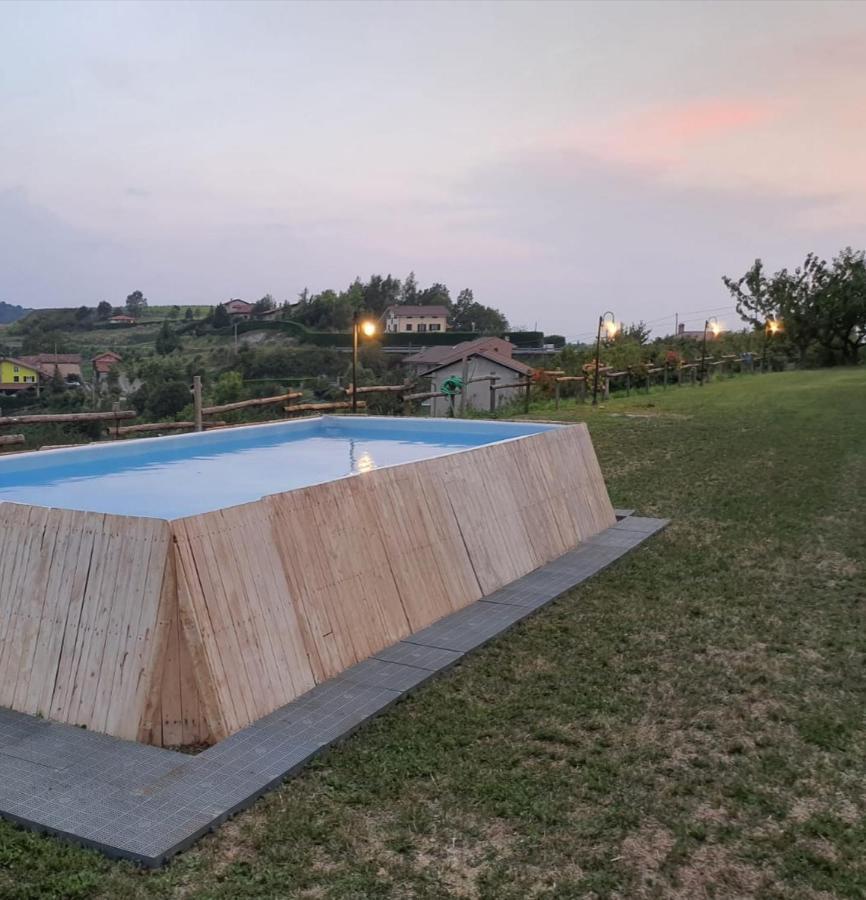 Cascina Brichat Alta Langa Serravalle delle Langhe Eksteriør bilde