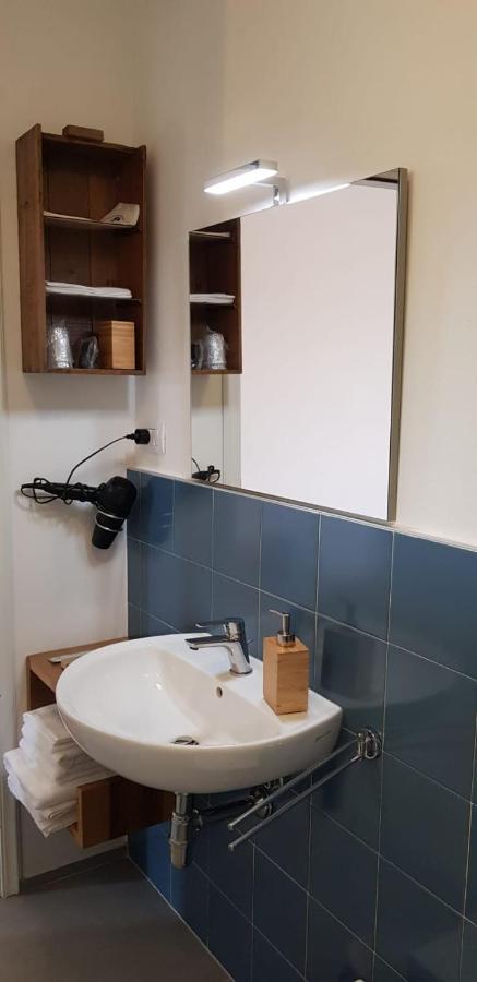 Cascina Brichat Alta Langa Serravalle delle Langhe Eksteriør bilde